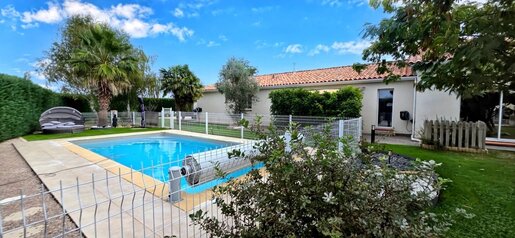 Maison 8 pièces 180 m² · à Saint-Julien-sur-Garonne · 180 m² · 386 900 €