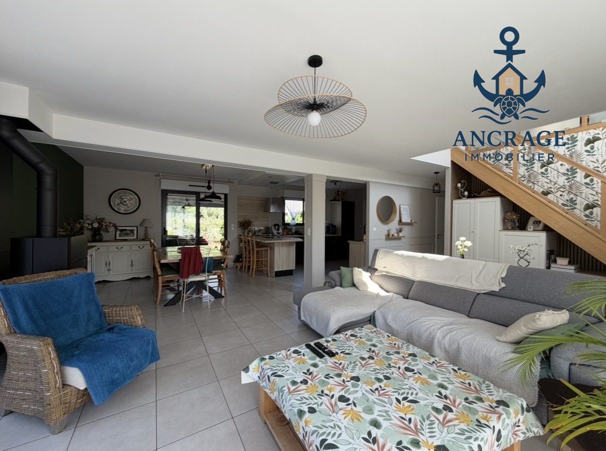 Maison à vendre, 134m², Fiquefleur-Equainville