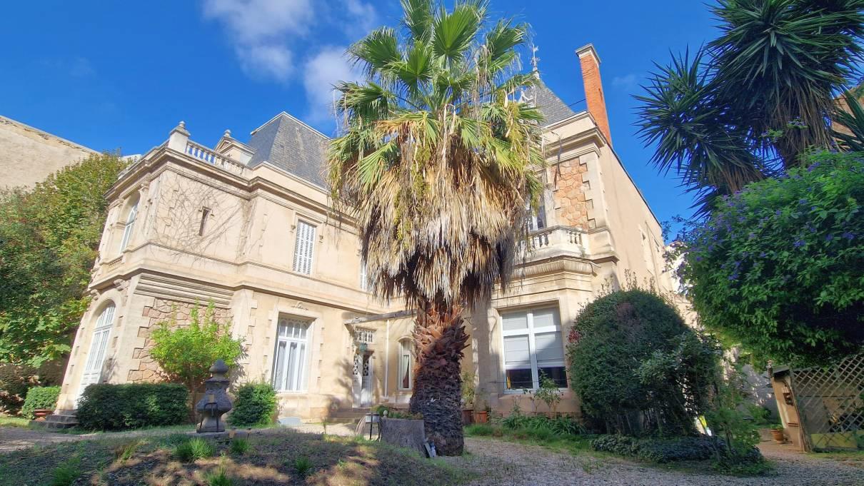 Maison à vendre, NaNm², Narbonne