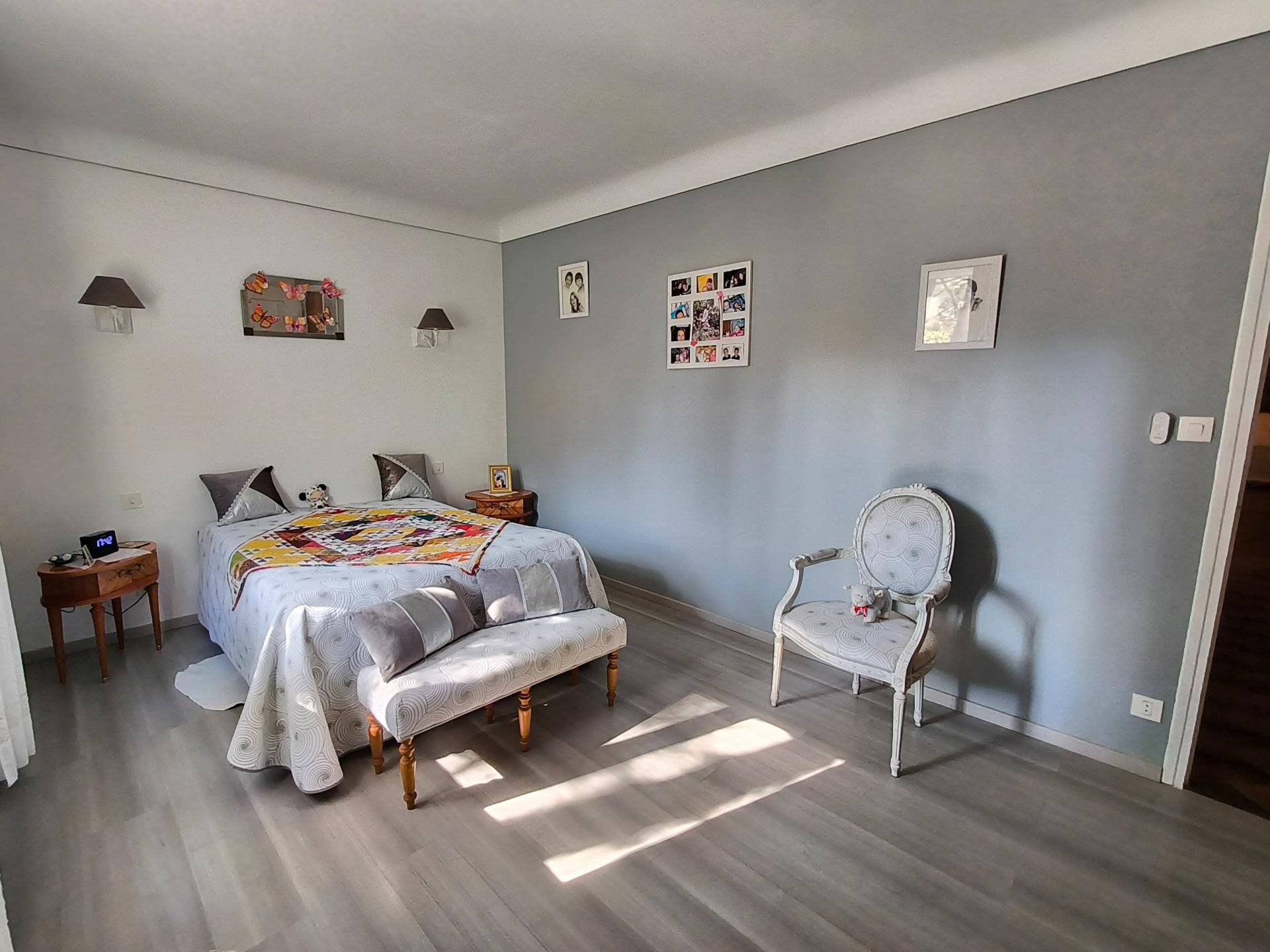 Maison à vendre, 165m², Grignan