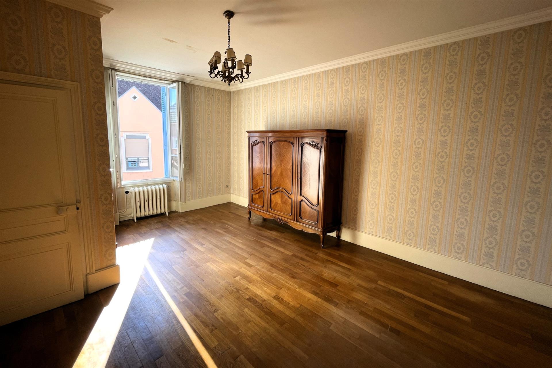 Maison à vendre, 345m², Digoin