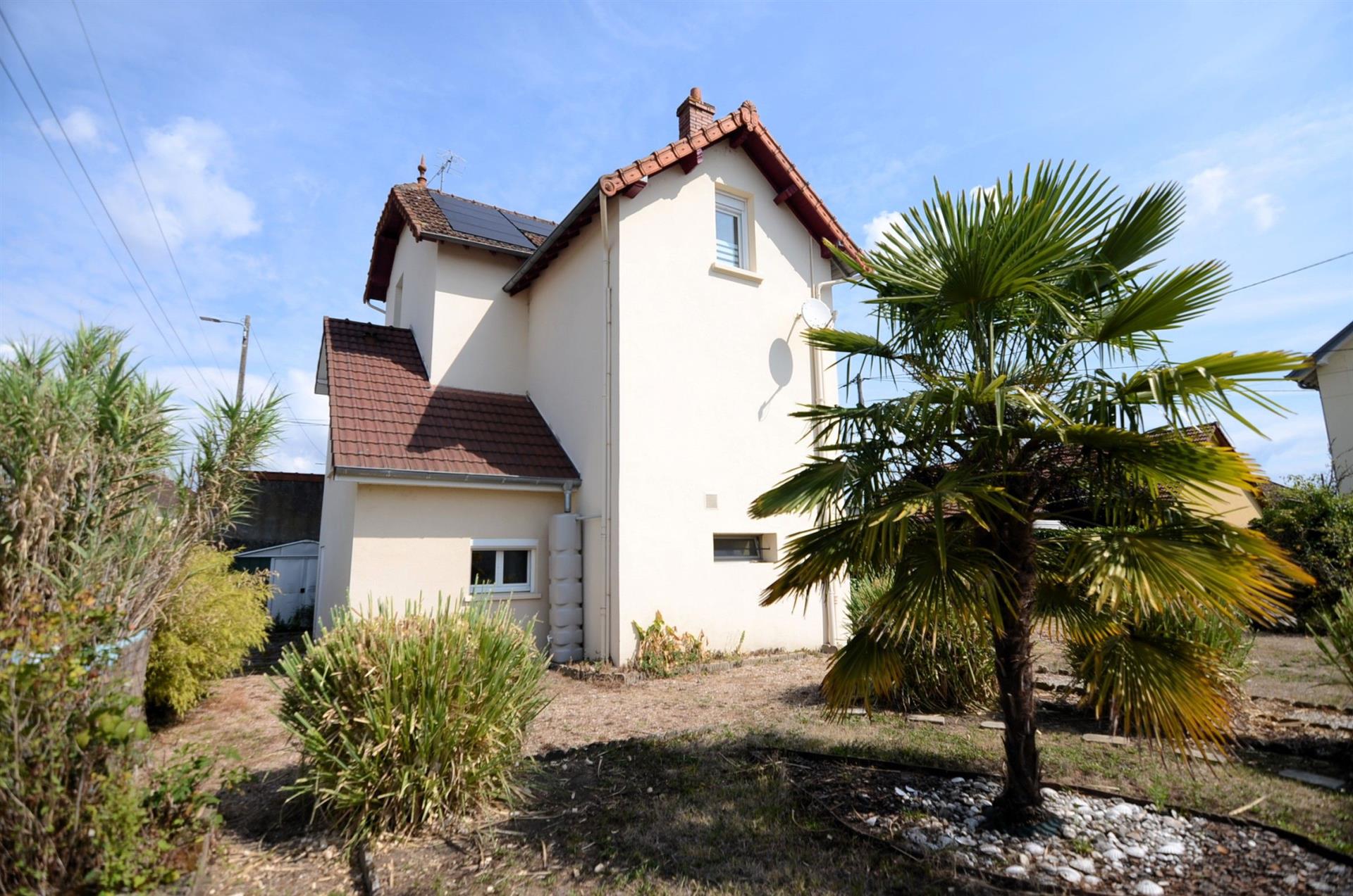 Maison à vendre, 90m², Gueugnon