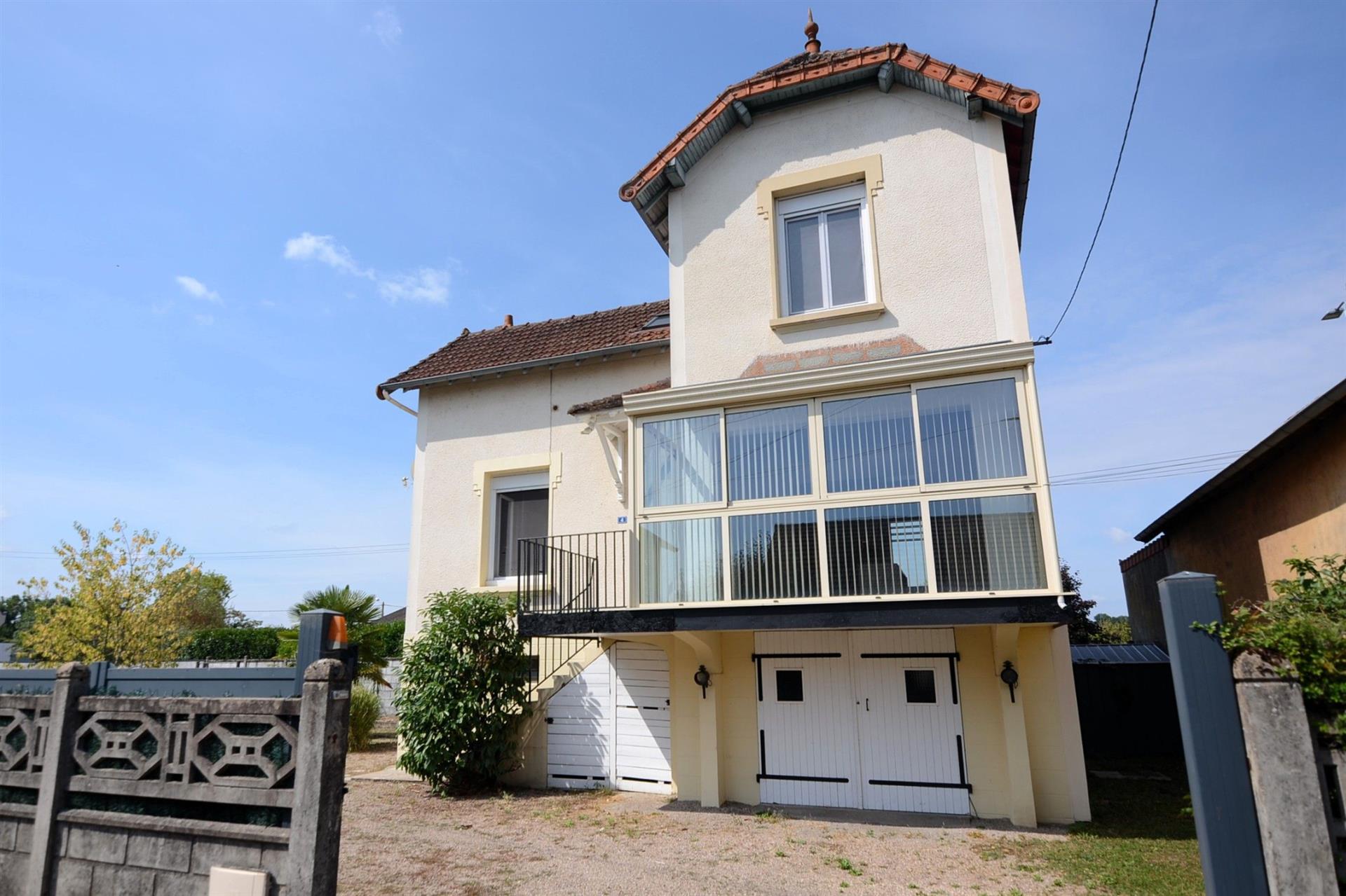 Maison à vendre, 90m², Gueugnon