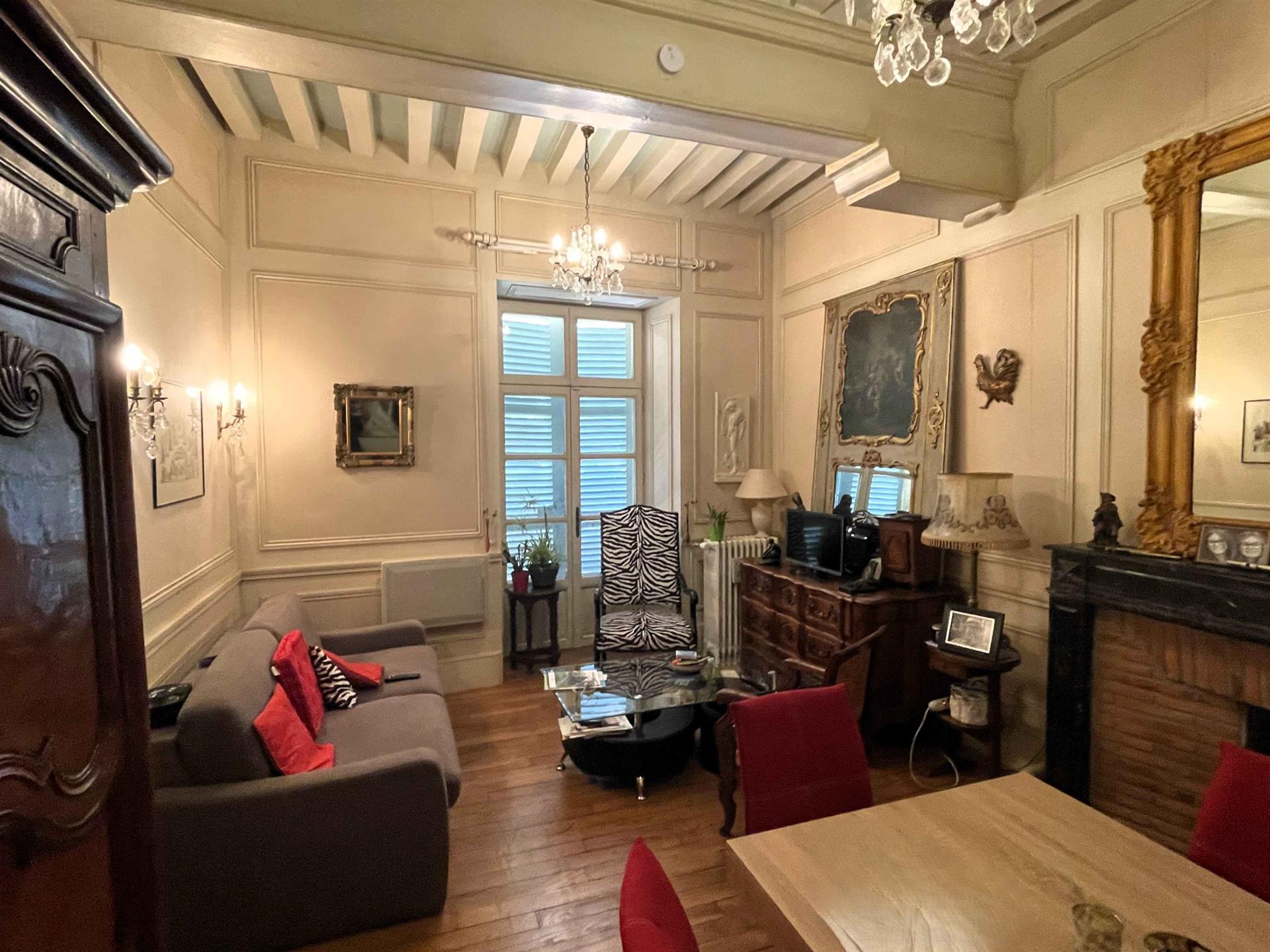 Maison à vendre, 312m², Bourbon-Lancy