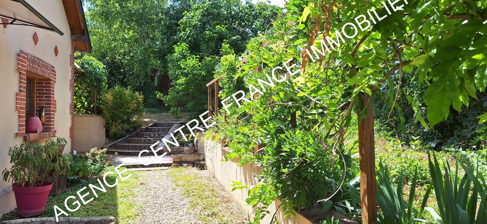 Maison à vendre, 165m², Bourges