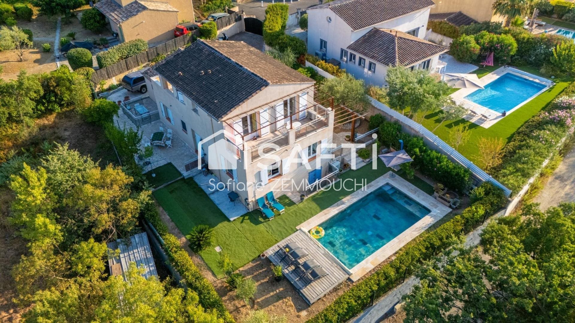 Maison à vendre, 164m², Cogolin