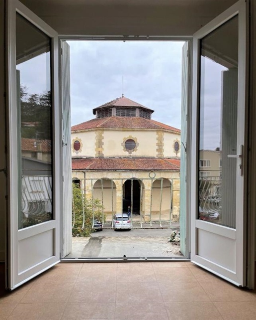 Immeuble 200 m² · à Aire-sur-l'Adour · 200 m² · 200 000 €