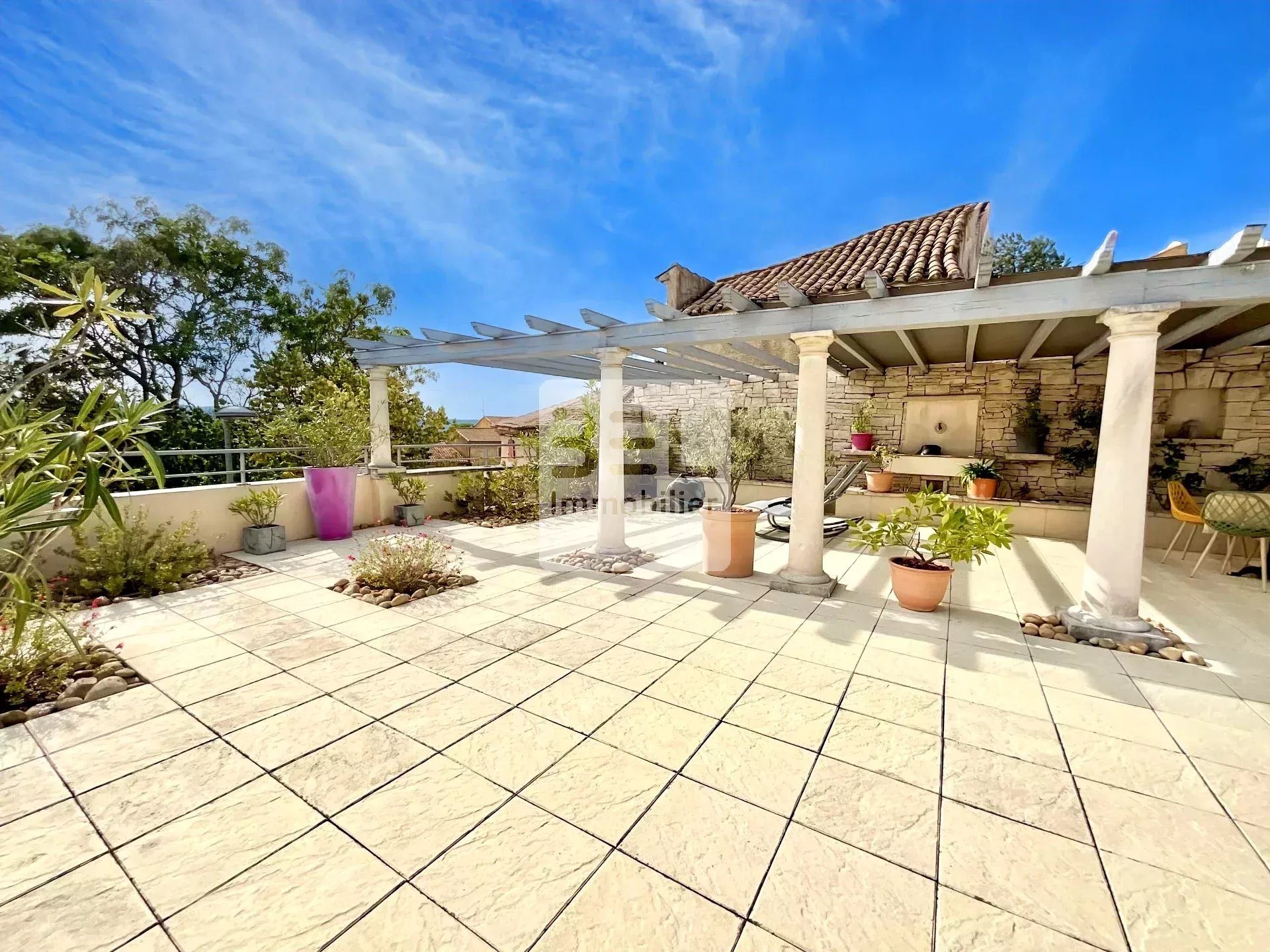 Maison à vendre, 105m², Laudun-l'Ardoise