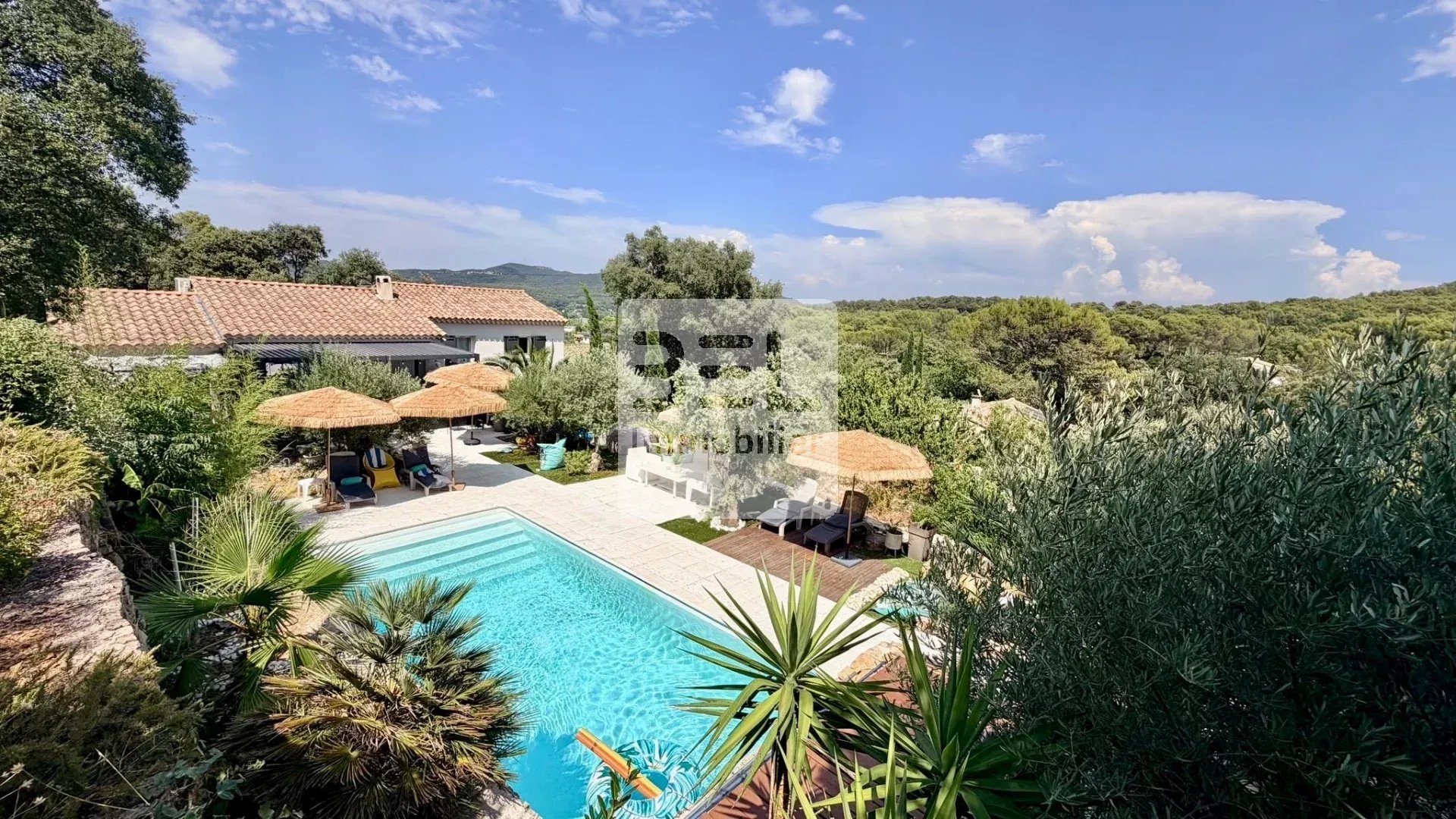 Maison à vendre, 156m², Orsan