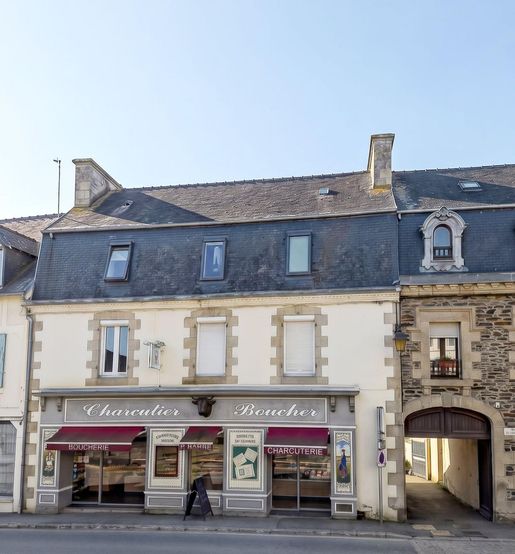 Maison 254 m² · à Plestin-les-Grèves · 254 m² · 315 000 €
