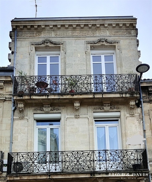 Appartement 5 pièces 117 m² · à Bordeaux · 117 m² · 399 000 €