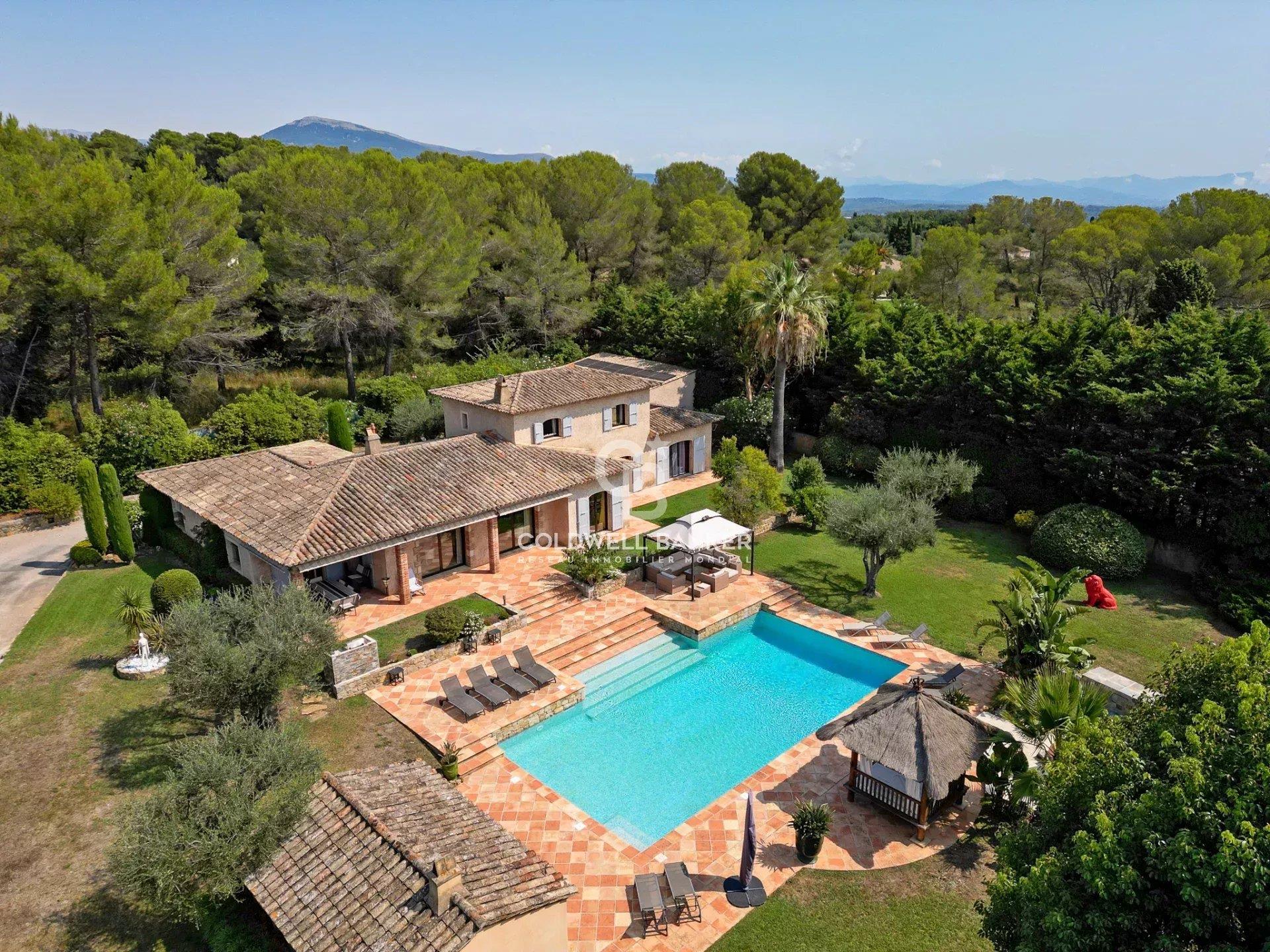 Maison à vendre, 278m², Mougins