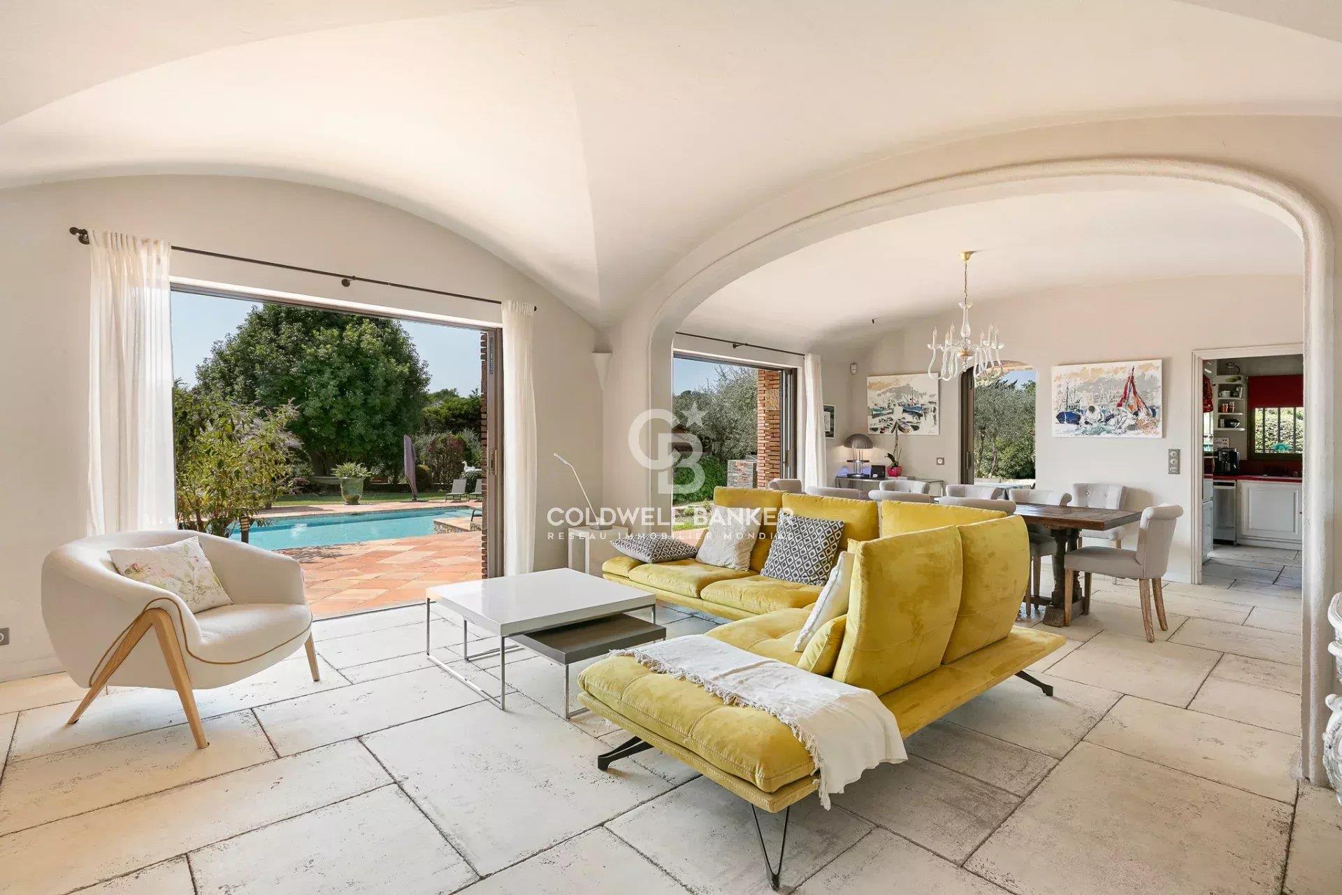 Maison à vendre, 278m², Mougins