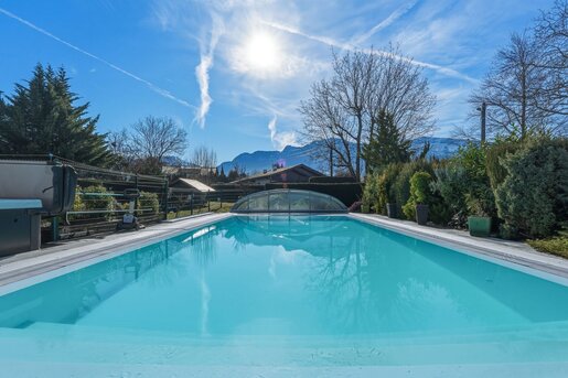 Maison 8 pièces 200 m² · à Amancy · 200 m² · 779 000 €