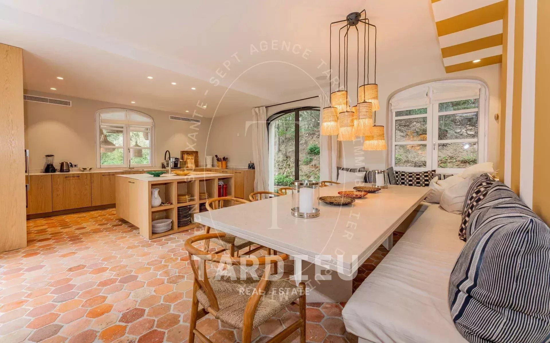 Maison à vendre, 375m², Saint-Tropez