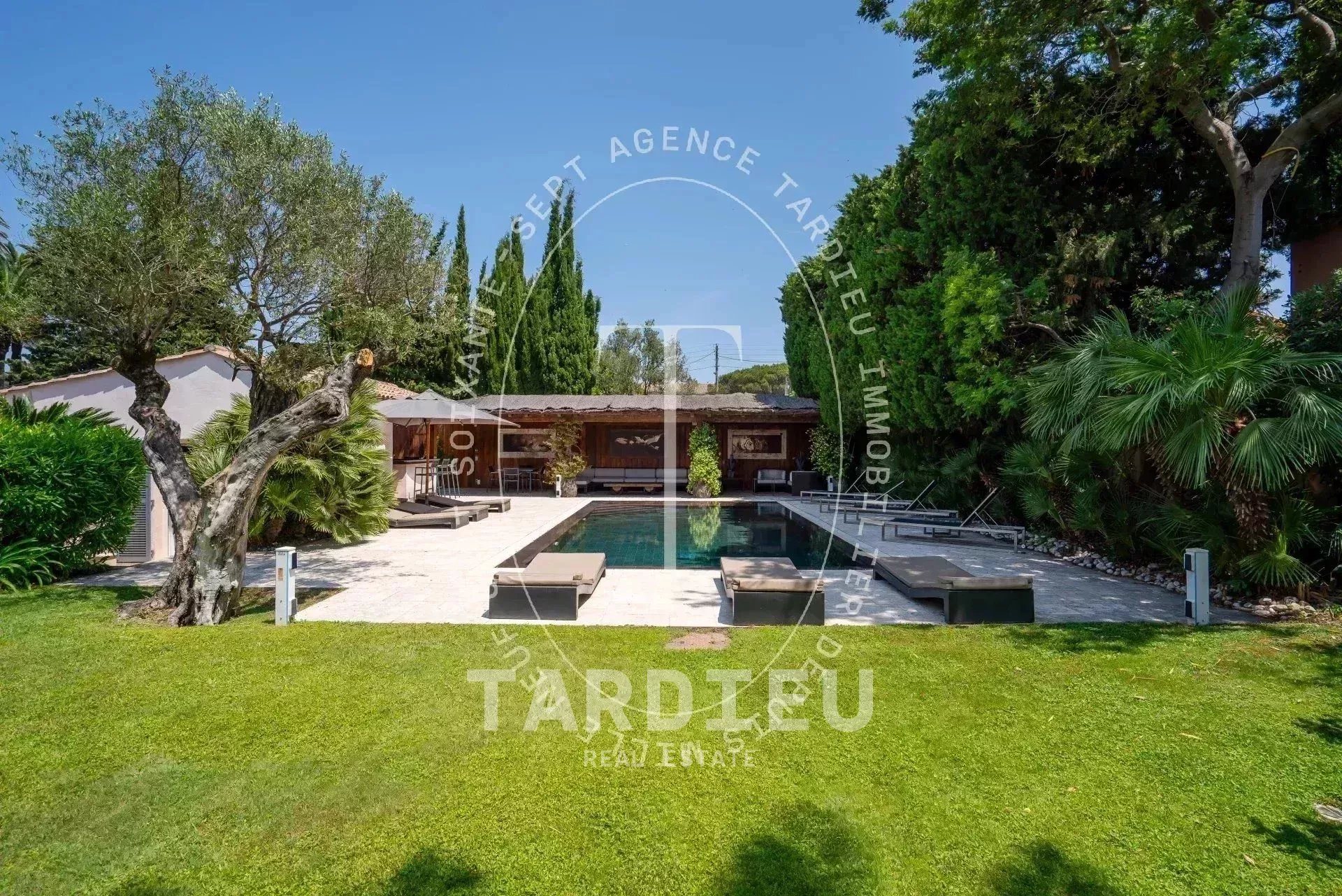 Maison à vendre, 296m², Saint-Tropez