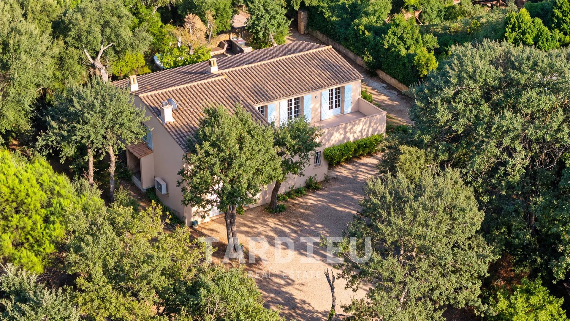 Maison à vendre, 115m², Gassin