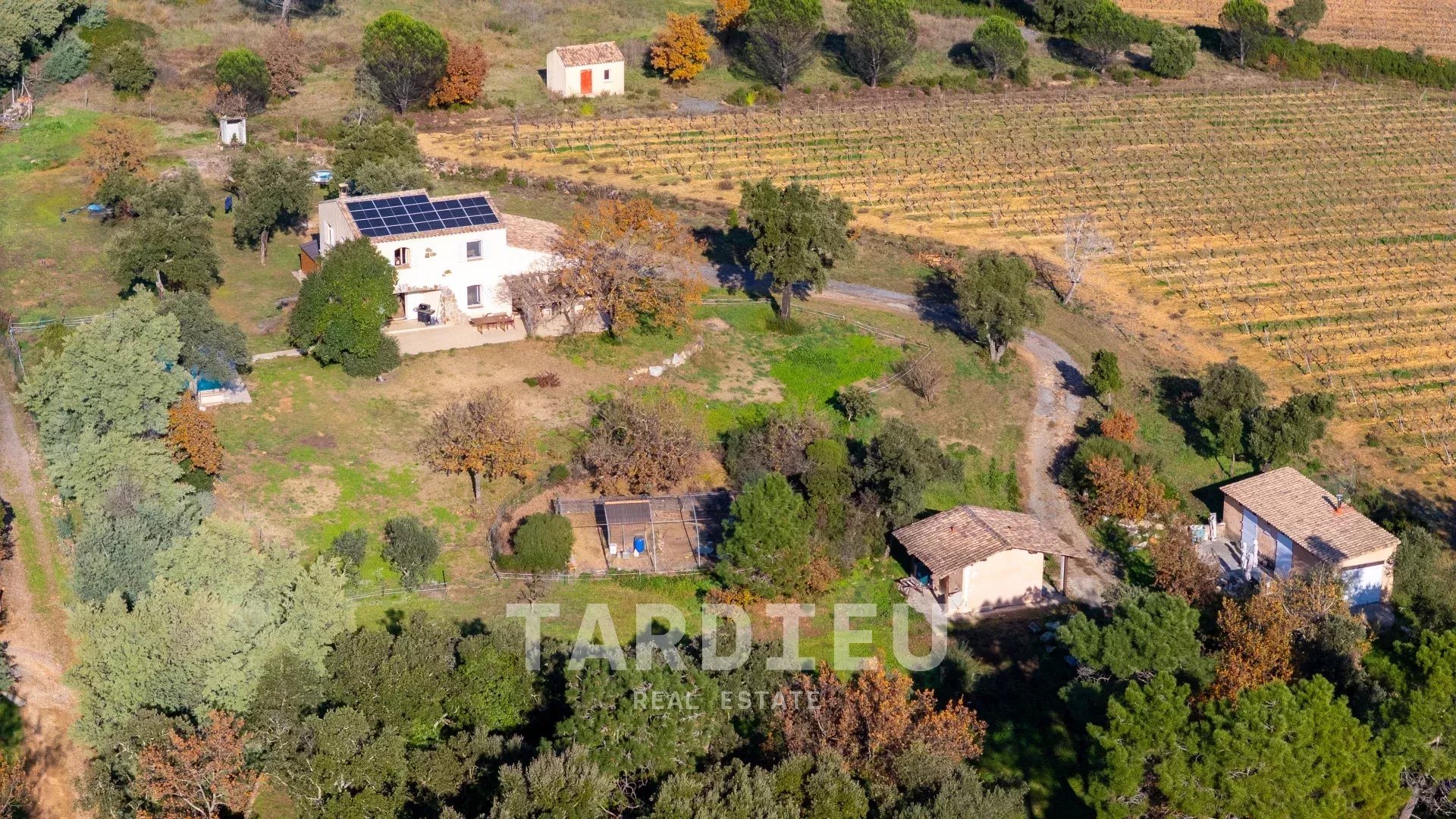 Maison à vendre, 280m², Cogolin