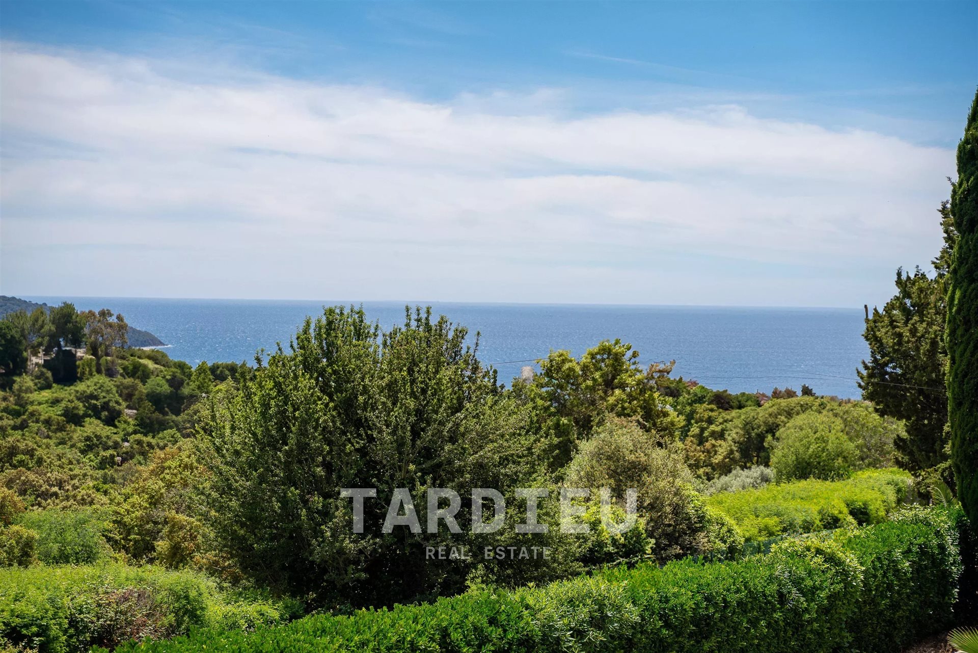 Maison à vendre, 140m², La Croix-Valmer