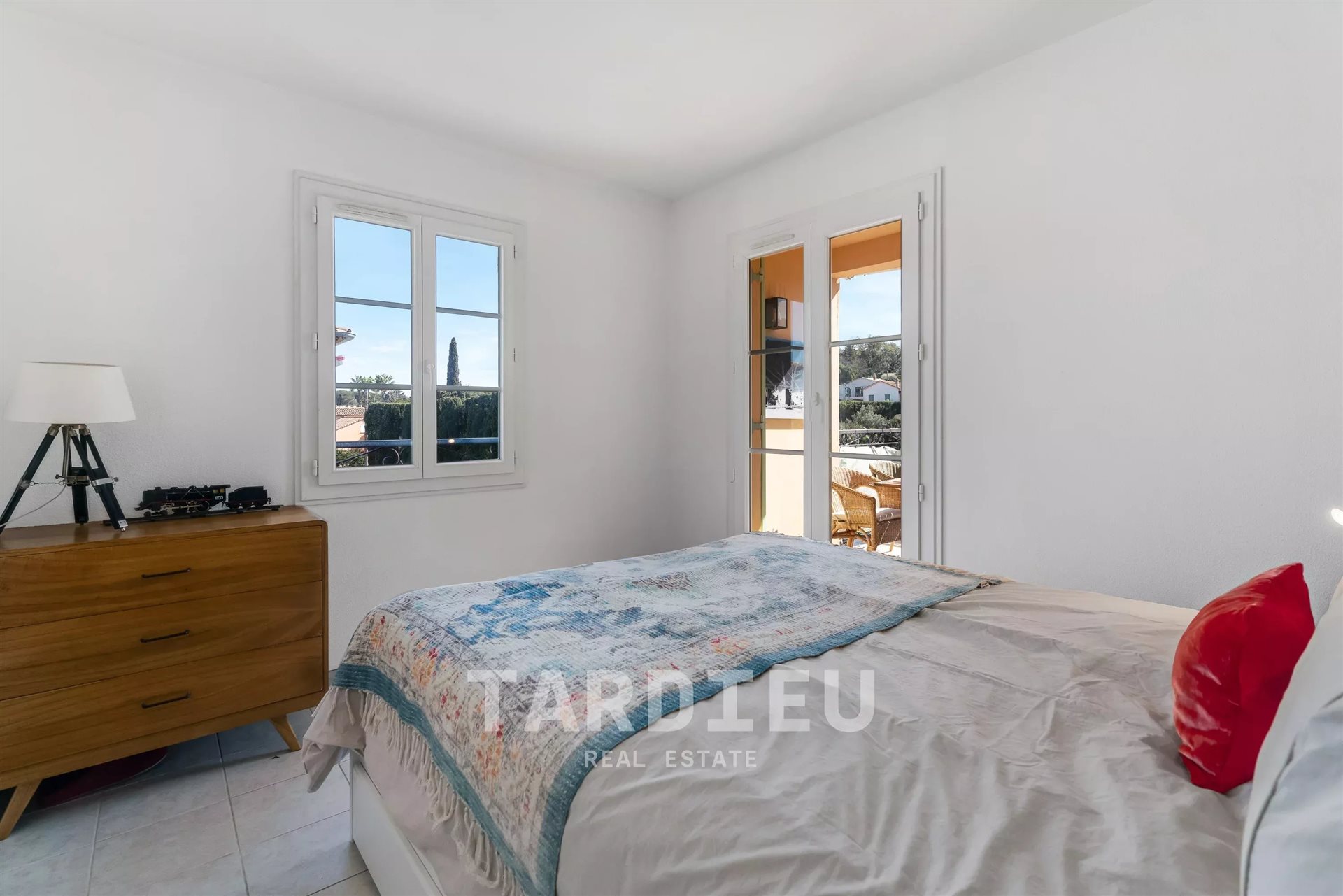 Saint-Tropez center: bright apartment, terraces - Ansicht 5