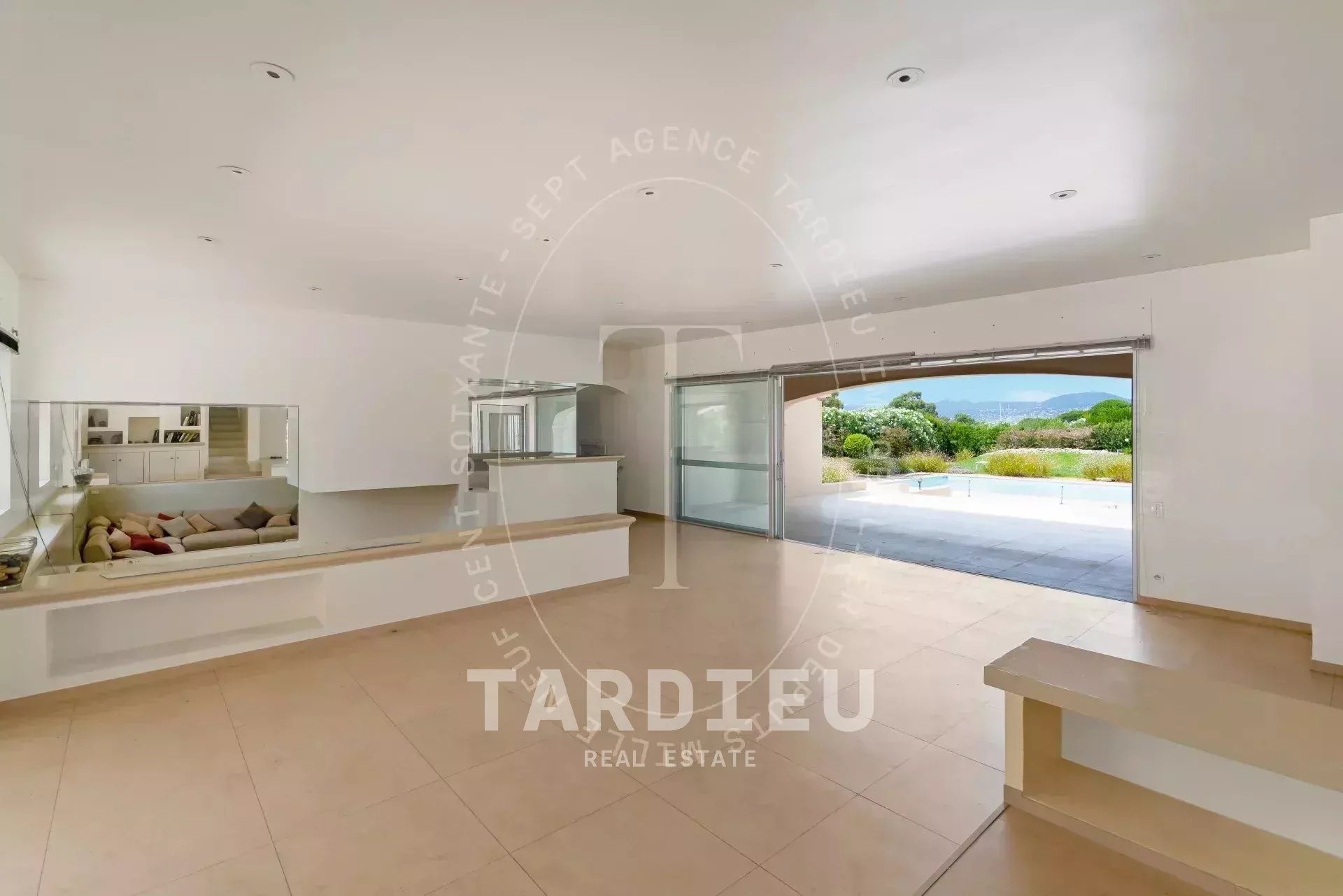 Maison à vendre, 231m², Saint-Tropez