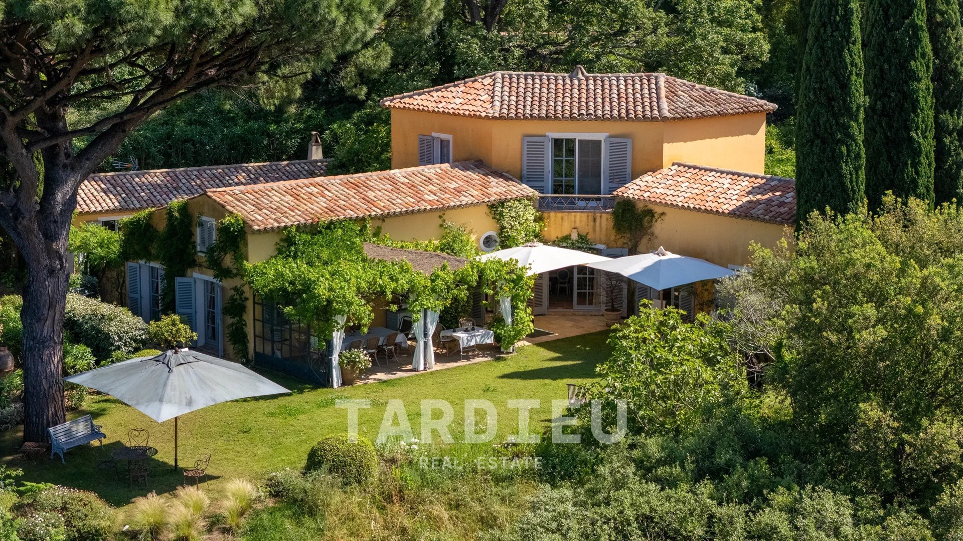Maison à vendre, 251m², Gassin