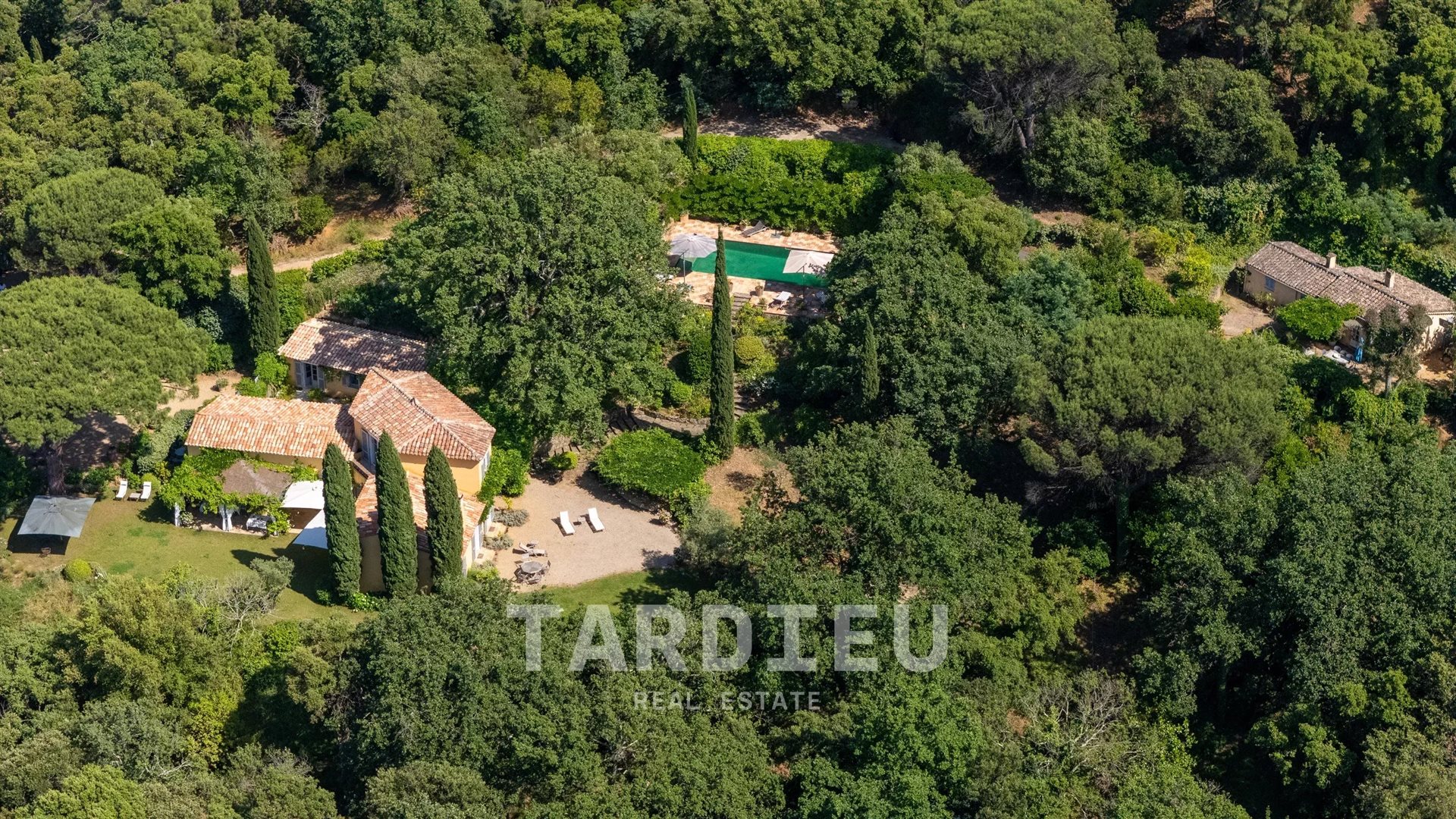 Maison à vendre, 251m², Gassin