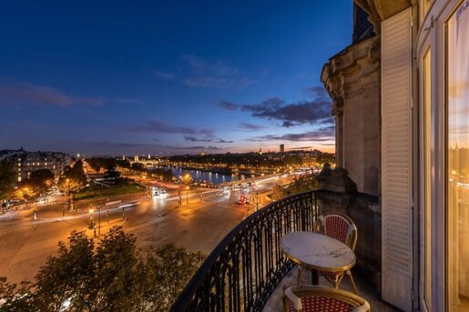 Appartement 5 pièces 142 m² · à Paris 16ème · 142 m² · 5 550 000 €