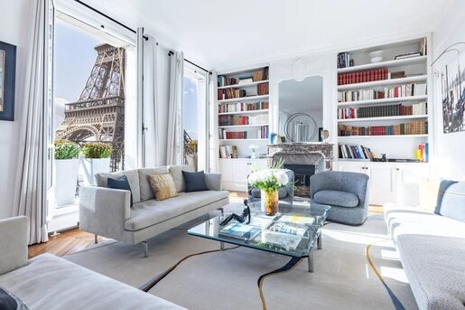 Appartement 7 pièces 251 m² · à Paris 7ème · 251 m² · 7 950 000 €