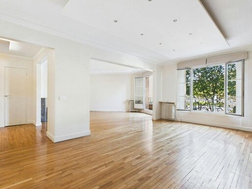 Appartement 6 pièces 167 m² · à Paris 15ème · 167 m² · 1 590 000 €