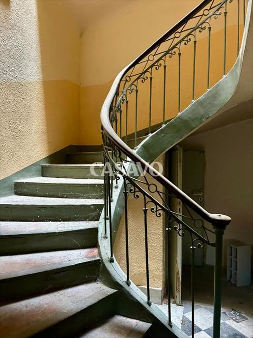 Immeuble 220 m² · à Brignoles · 220 m² · 275 000 €