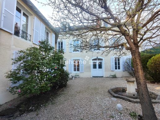 Maison 7 pièces 194 m² · à Châteauroux · 194 m² · 349 000 €
