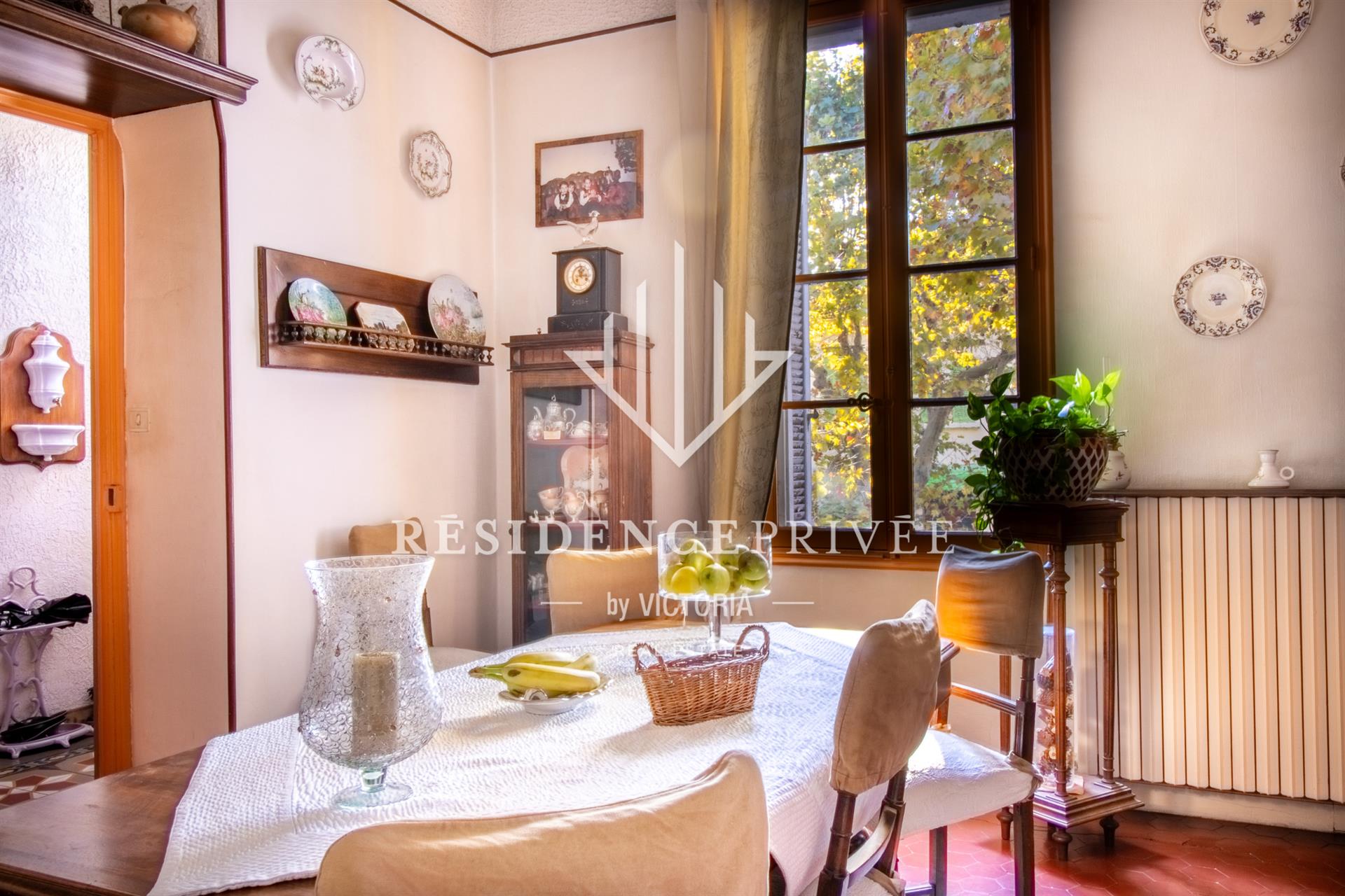 Maison à vendre, 220m², Hyères