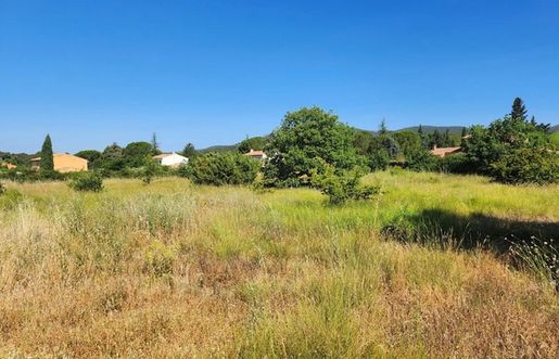 Terrain 752 m² · à Lauris · 170 000 €