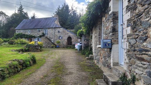 Maison 8 pièces 96 m² · à Saint-Mayeux · 96 m² · 225 500 €