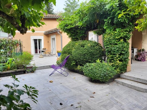 Maison 5 pièces 169 m² · à Lacrouzette · 169 m² · 285 000 €