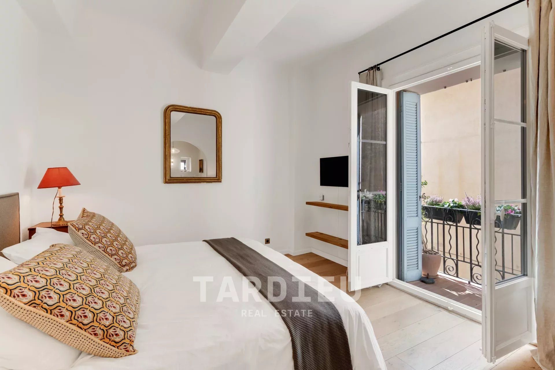 Renovated duplex, historic village center - Ansicht 4
