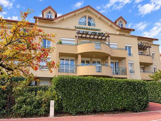 Appartement 5 pièces 180 m² · à Divonne-les-Bains · 180 m² · 949 000 €