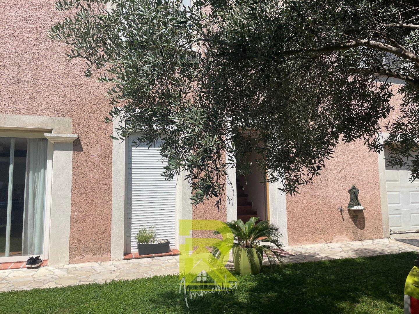 Maison à vendre, 201m², Villeneuve-lès-Béziers