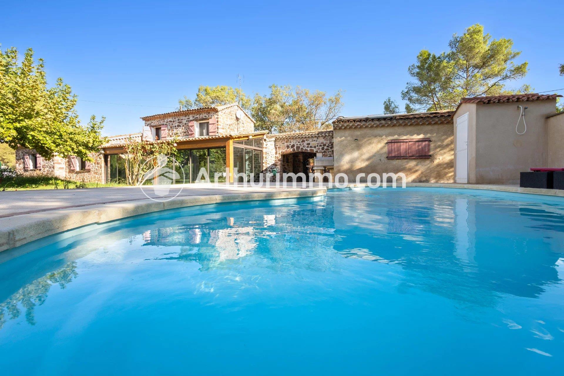 Maison à vendre, 166m², Le Luc