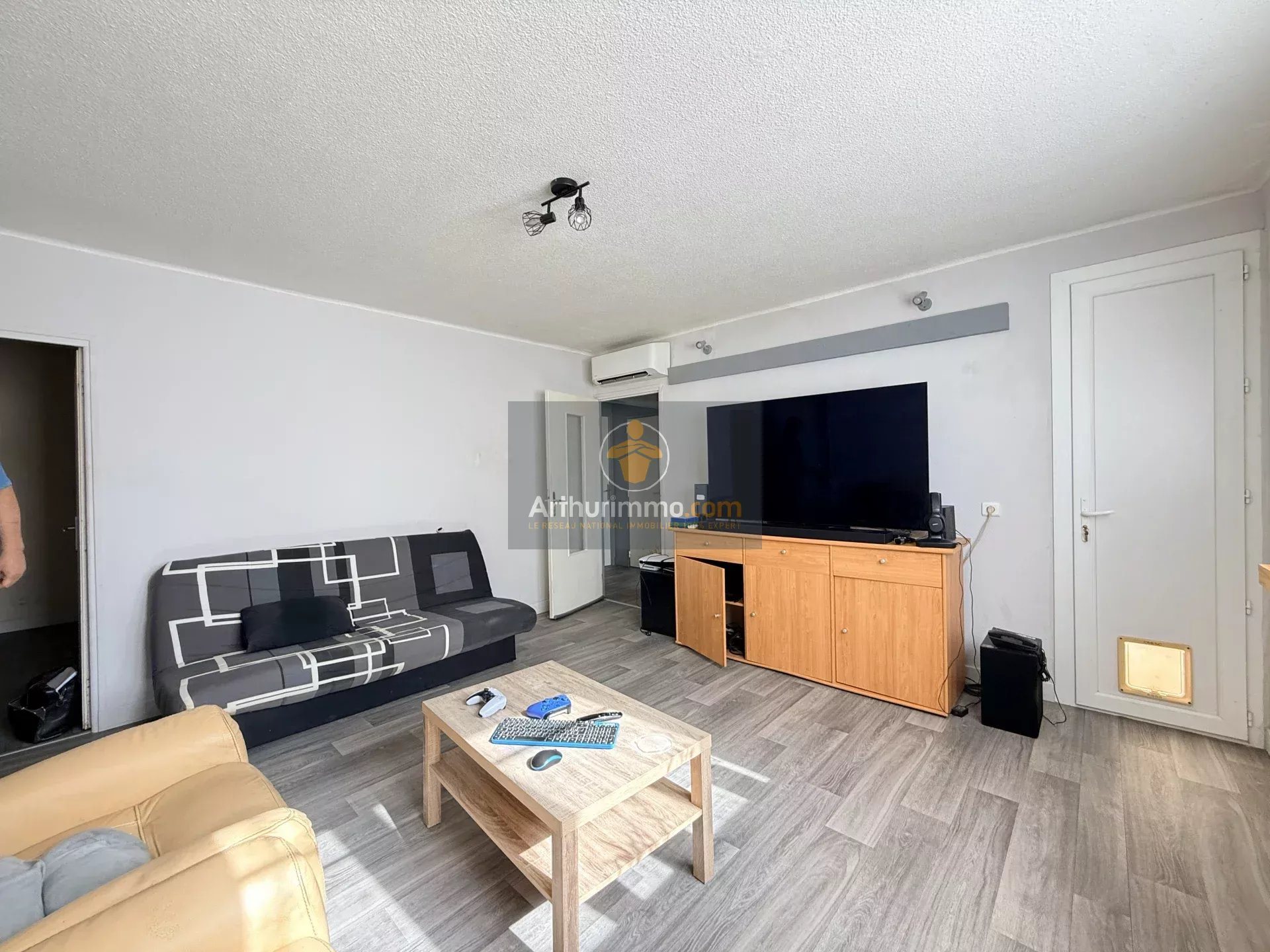 Appartement à vendre, 67m², Pont-Saint-Esprit