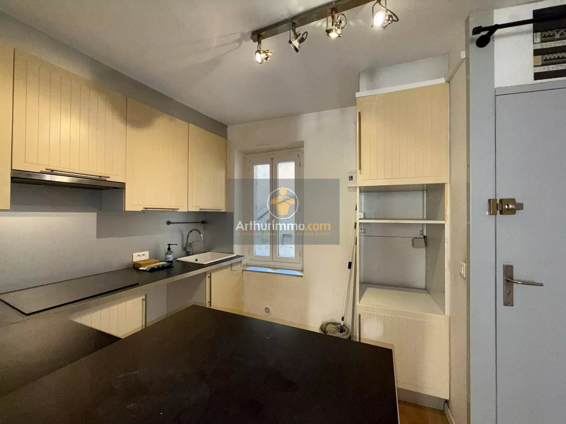 Appartement à louer, 37m², Apt