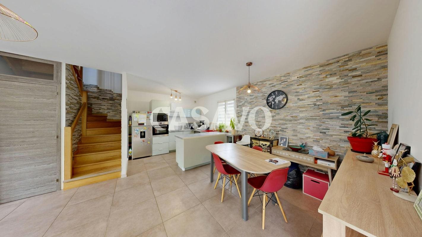 Maison à vendre, 75m², La Destrousse