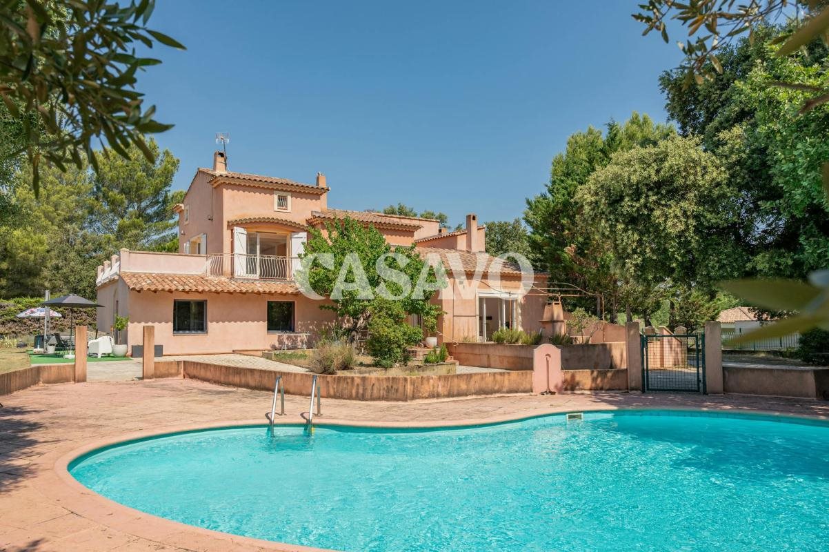Maison à vendre, 236m², Saint-Cannat