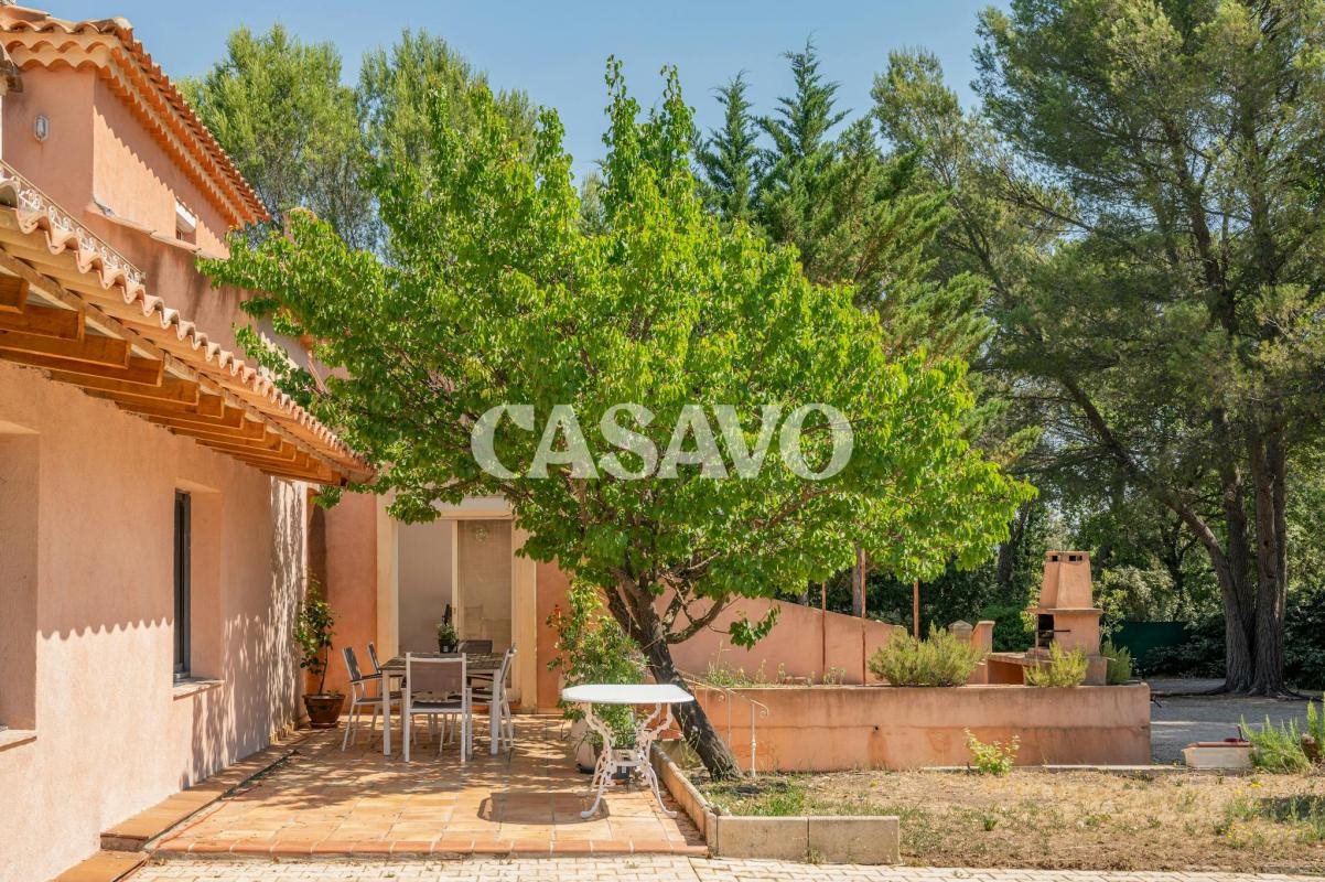 Maison à vendre, 236m², Saint-Cannat