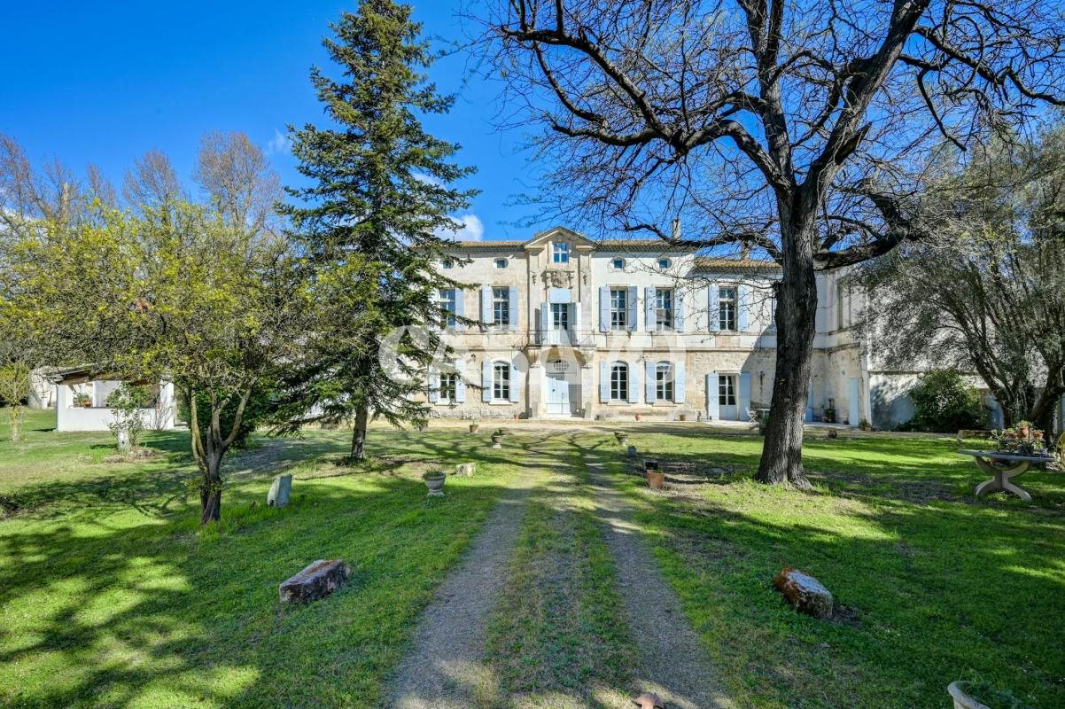 Maison à vendre, 562m², Arles