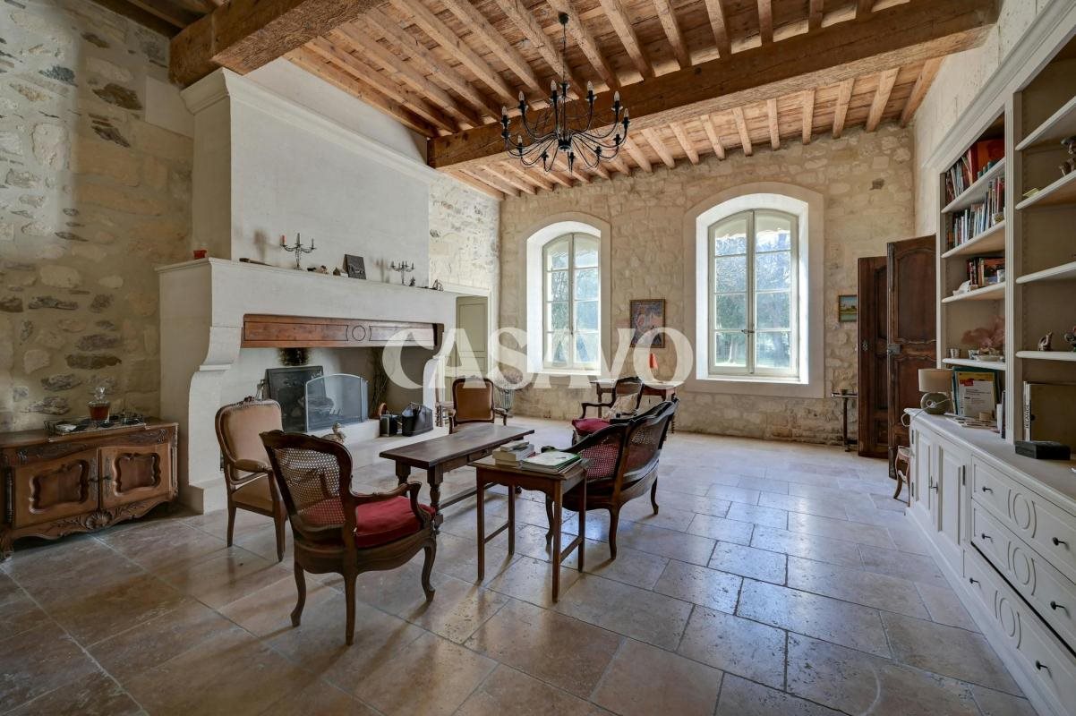 Maison à vendre, 562m², Arles