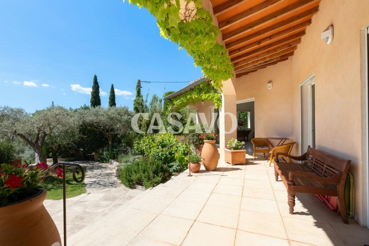 Maison à vendre, 180m², Meyreuil