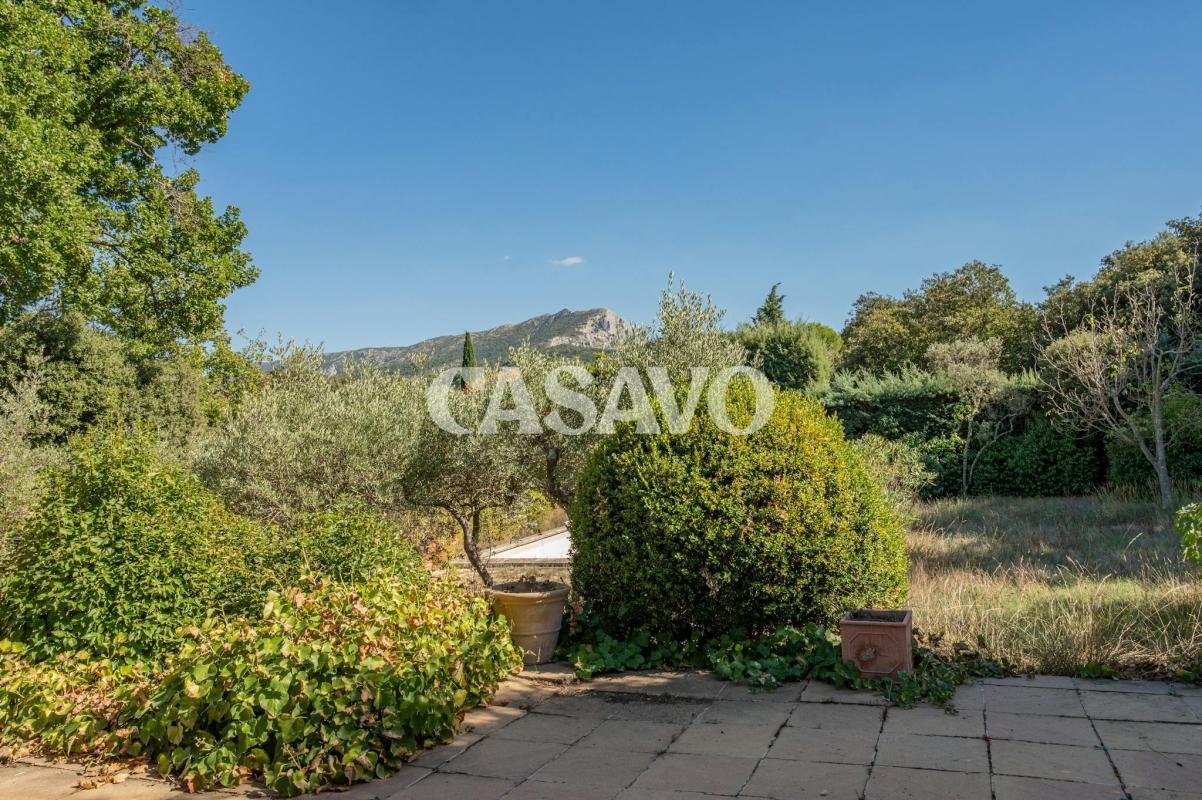 Maison à vendre, 192m², Saint-Marc-Jaumegarde