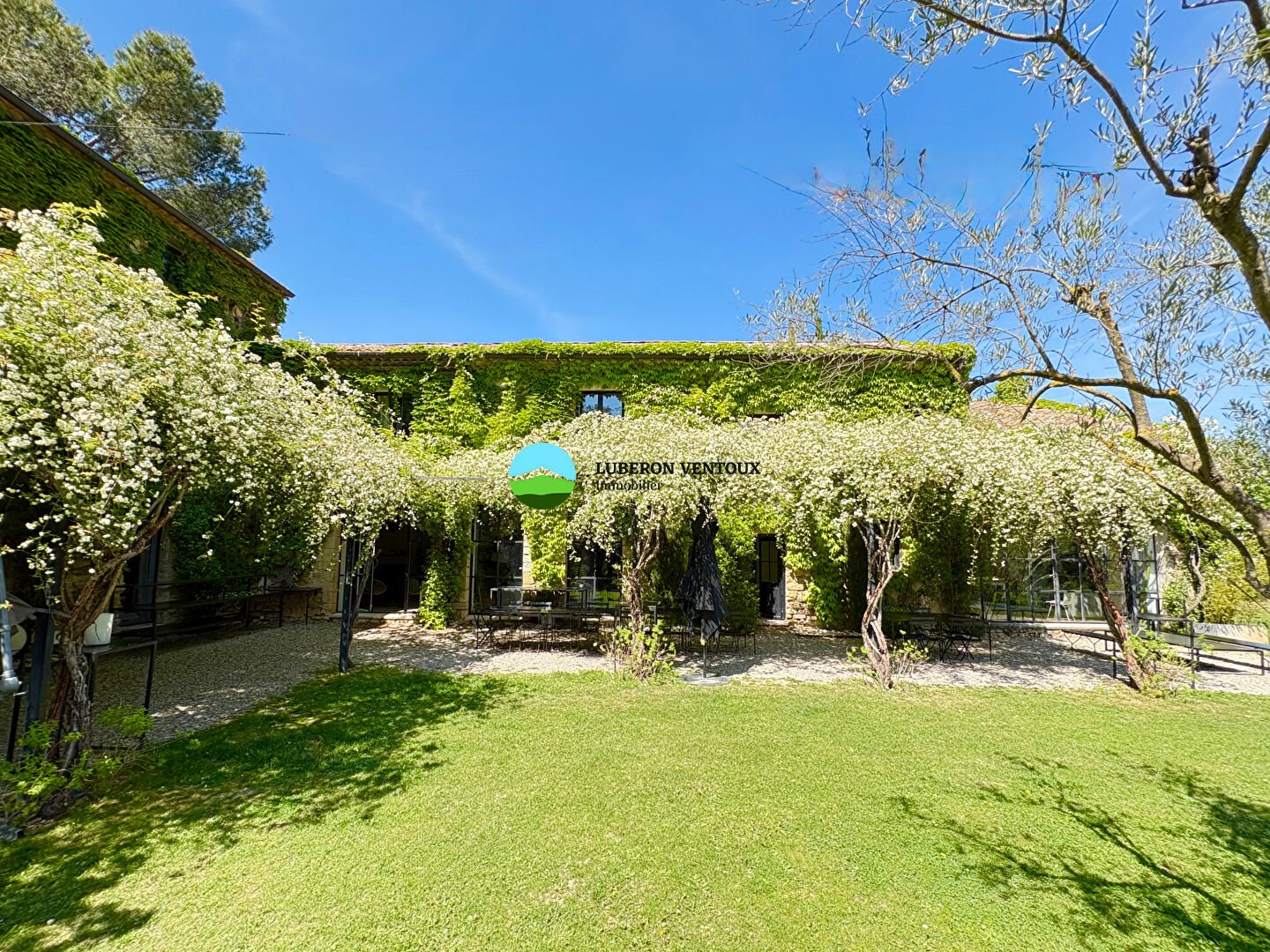 Maison à vendre, 780m², Caromb
